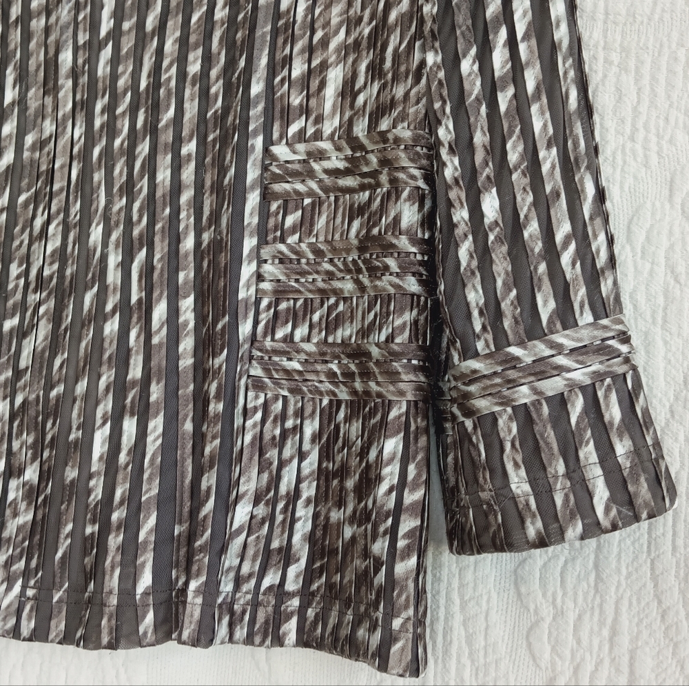 Chico's Julianne Jacket Zip Up Stretchy Boho Lightweight Sexy Shiny Mesh Animal - Picture 7 of 12
